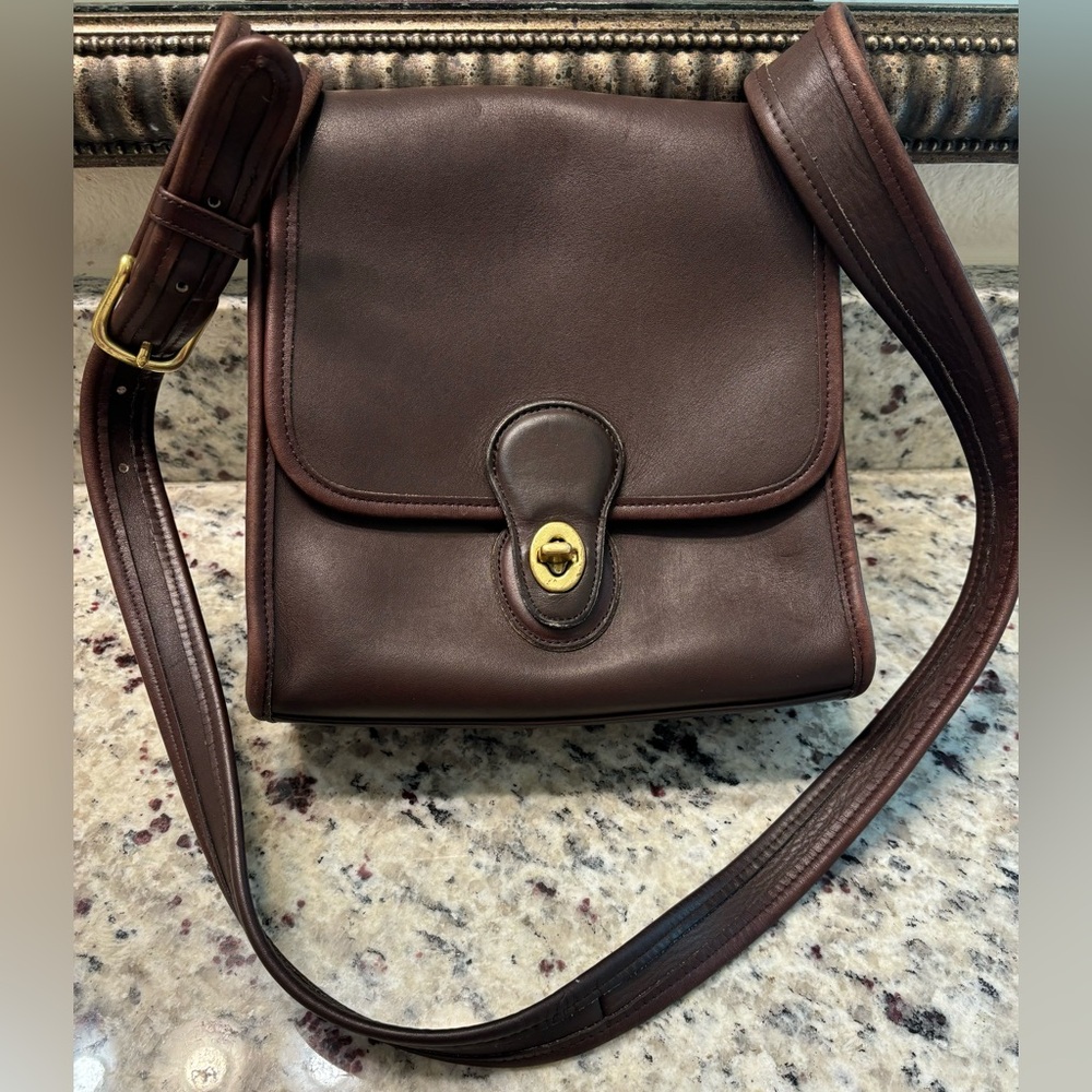 Vintage Coach Shelbourne 9038 - Picture 2 of 14